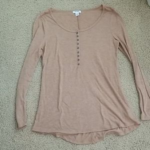 3/$20 🎉 Old navy long sleeve tee